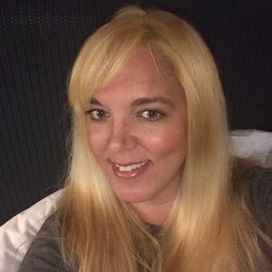 Meet your Posher, Stacy